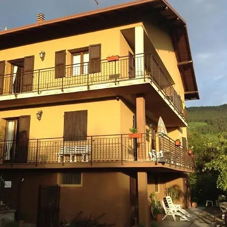Сasa de vacaciones Casa Ideale Per Gruppi Lago D'iseo Pontasio Pisogne